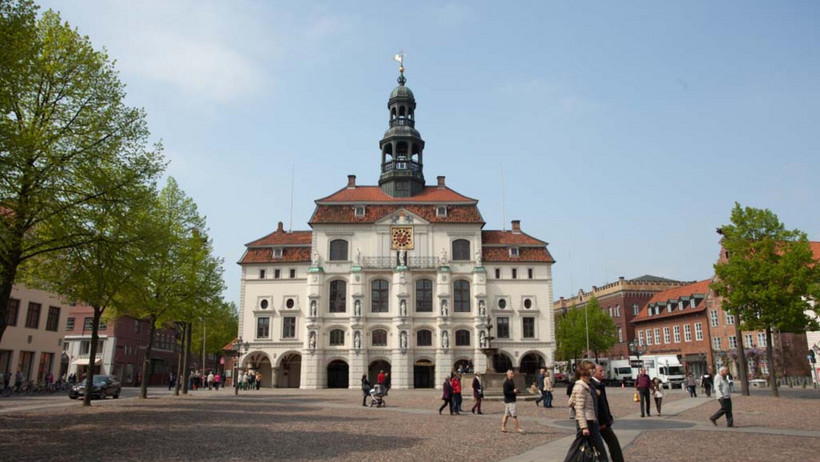[Translate to Englisch:] Lüneburger Rathaus