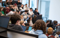 Distinguished research in the Leuphana Innovation Community “School Improvement and Leadership”