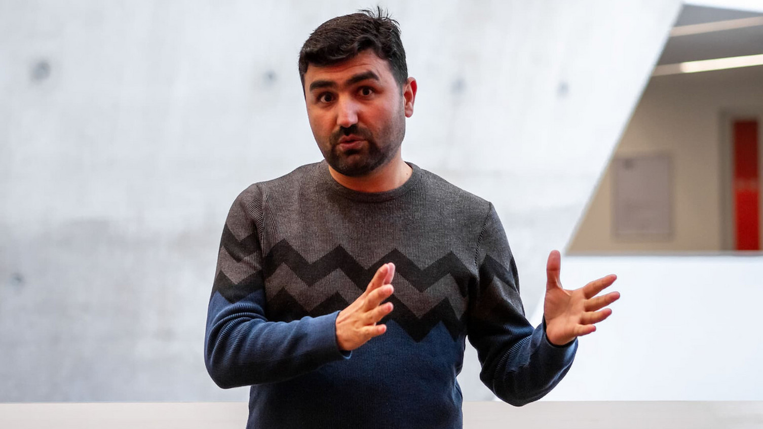 Equal opportunities in education are often more a wish than a reality. The senior researcher is one of the few researchers in Germany working on leadership in schools. Dr. Bellibaş says: "Good educational leadership can make a substantial difference." Es