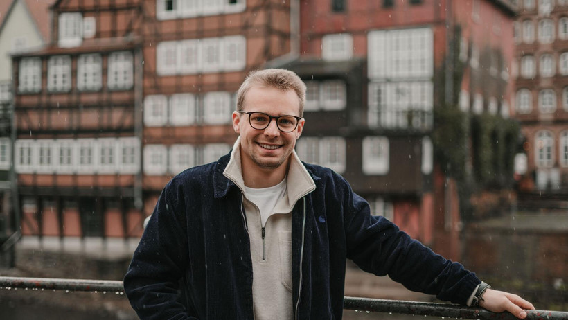 „Seit ich an der Leuphana studiere, wird Nachhaltigkeit für mich immer wichtiger. Ich habe jetzt gemeinsam mit meiner Familie in der Uckermark einen kleinen ökologischen Landwirtschaftsbetrieb aufgebaut“