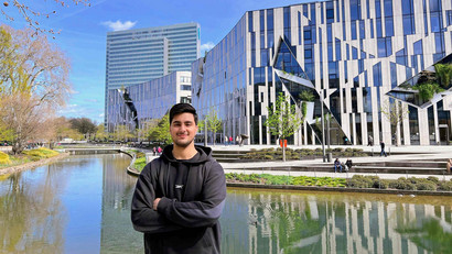 Harsh Arora berichtet Portraitfoto von Harsh Arora, Studierender des Masters Management & Entrepreneurship