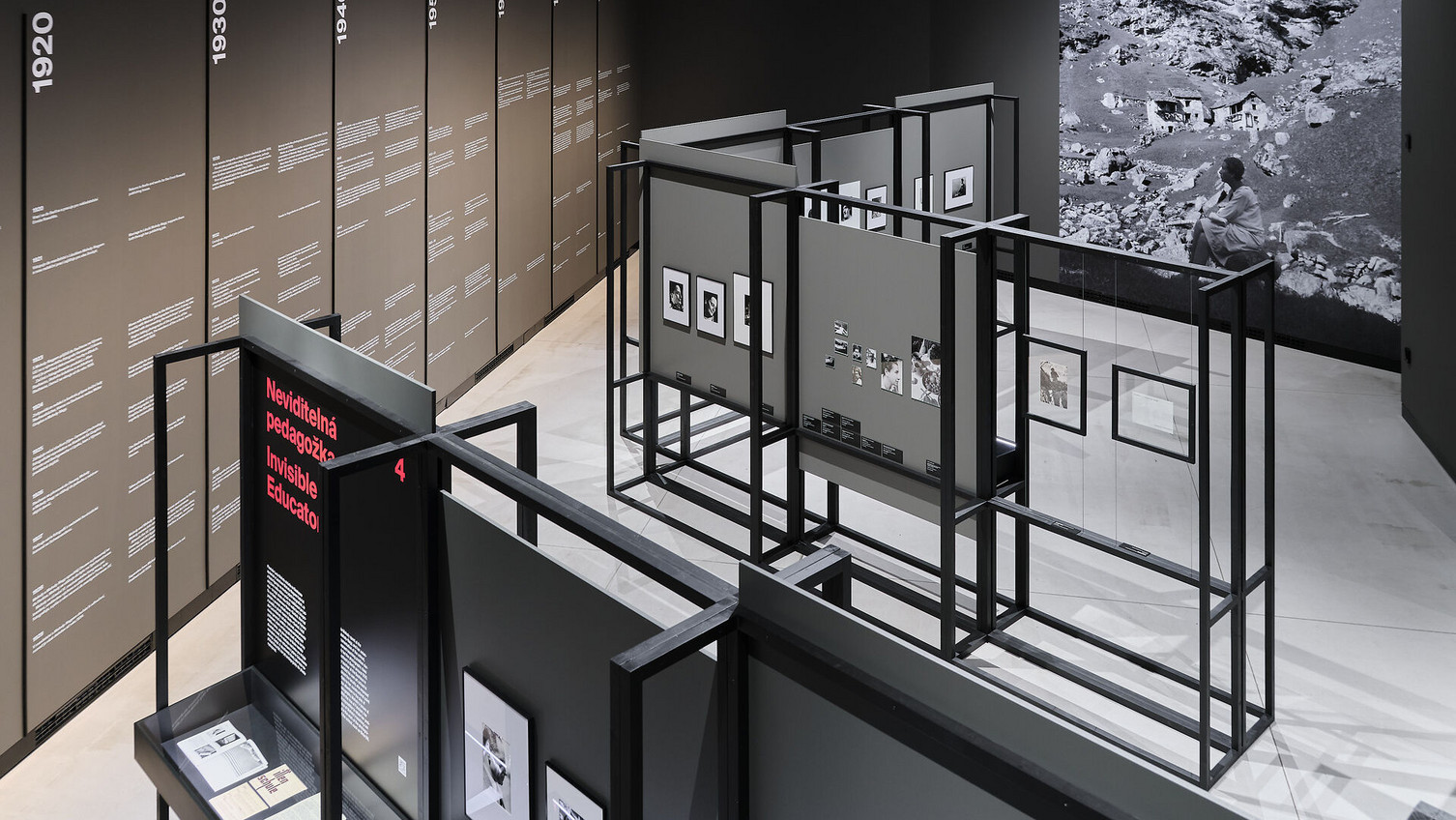 Lucia Moholy: Exposures, Kunsthalle Praha, installation shot (Ausschnitt)