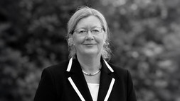 Adelheid Ehmke
