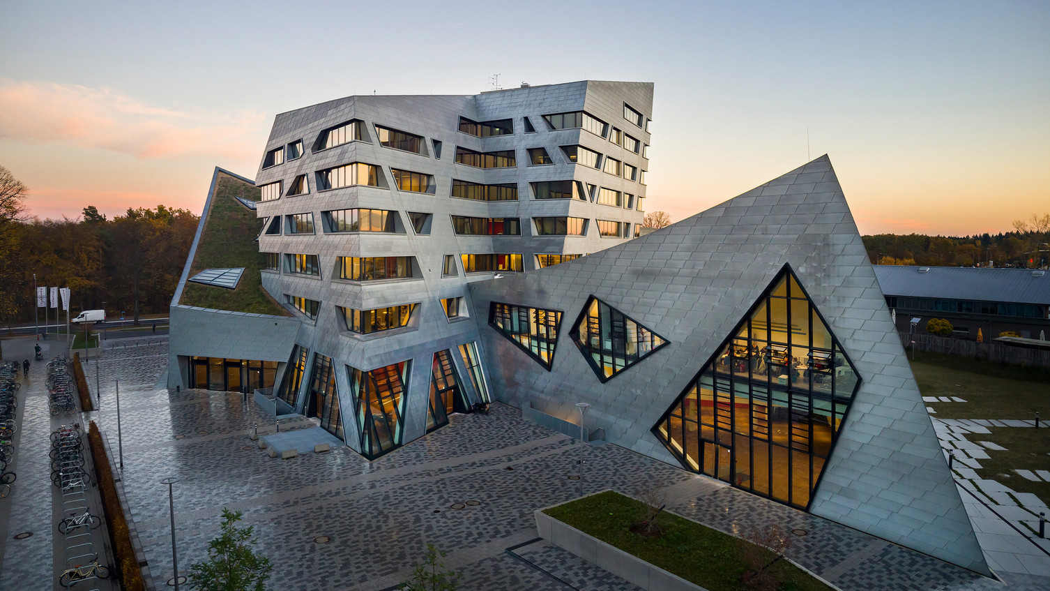Zentralgebäude  Leuphana