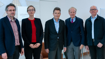 „Wie lässt sich ein gerechter Frieden herstellen?“ Podiumsdiskussion