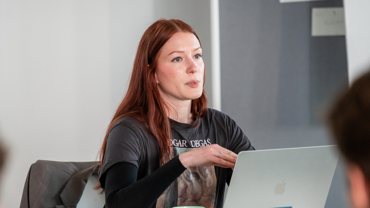 Academic H. Marlene Schulz über Implikationen der Unterscheidung menschlicher und maschineller Autonomie Academic H. Marlene Schulz über Implikationen der Unterscheidung menschlicher und maschineller Autonomie