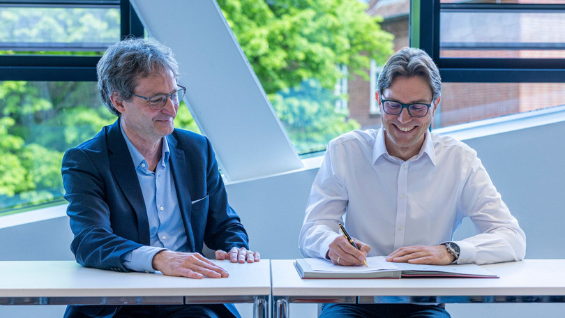Unterzeichnung_Kooperationsvertrag_Impossible_Founders_03