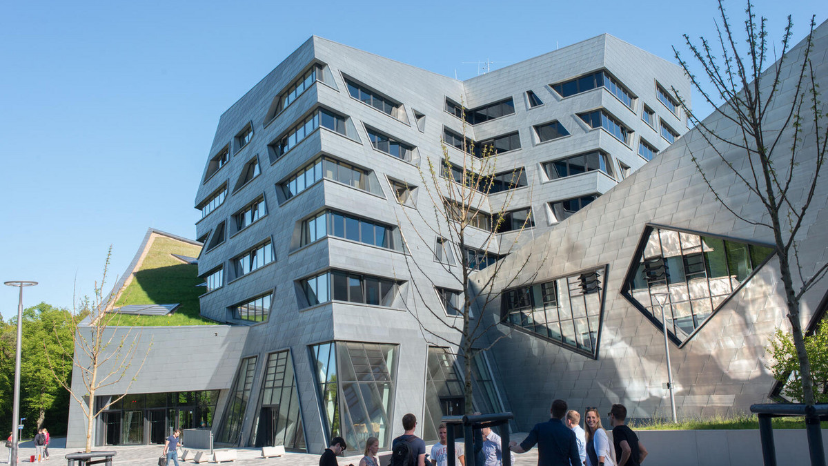 Leuphana zählt zu den beliebtesten mittelgroßen Unis in Deutschland