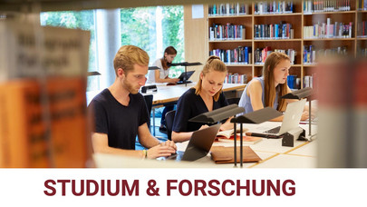 Studierende und Forschende im Gespräch