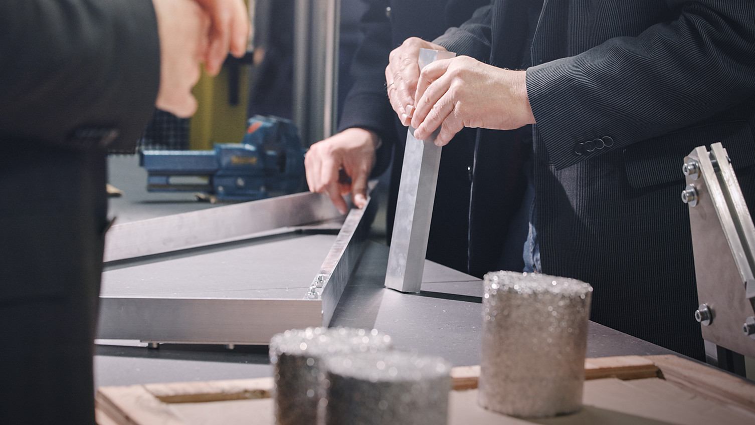 Profiles made from recycled aluminum shaving