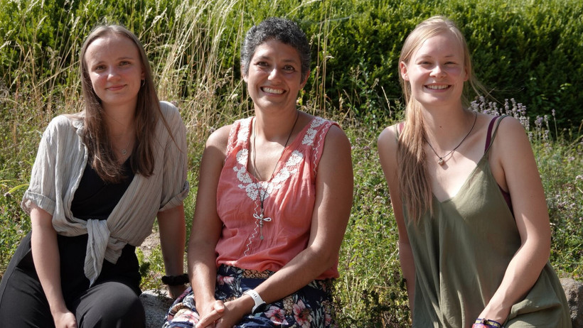 Leuphana Professor Dr. Berta Martín-López and her students Rieke Schneider and Jeanne Freitag 