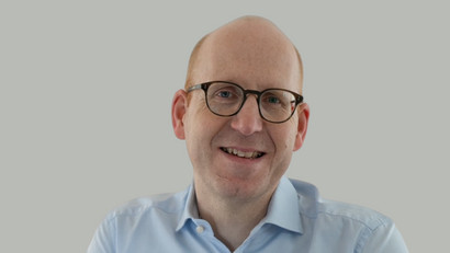 Dr. Sven Fischerauer