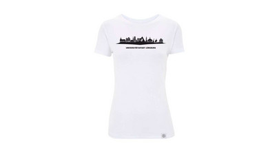 Weißes Damen T-Shirt mit der Skyline Lüneburgs