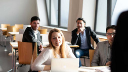 Neue Masterprogramme an der Fakultät Staatswissenschaften zu Demokratie und Ökonomie