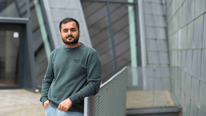 Muhammad Umer berichtet. Portraitfoto von Muhammad Umer, Studierender des Masters Sustainability Science: Resources, Materials and Chemistry