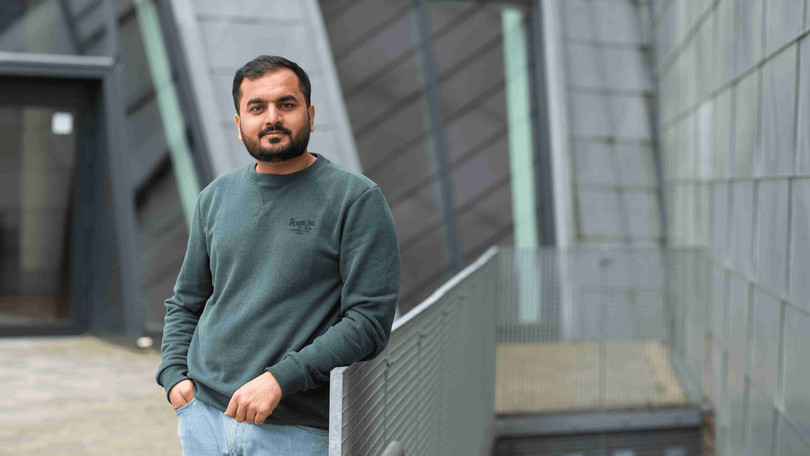 Portrait of Muhammad Umer, student of the Master's program Sustainability Science: Resources, Materials, and Chemistry at Leuphana