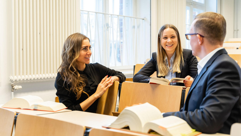 Juristische Weiterbildung mit einem Zertifikatsstudium an der Leuphana Professional School 