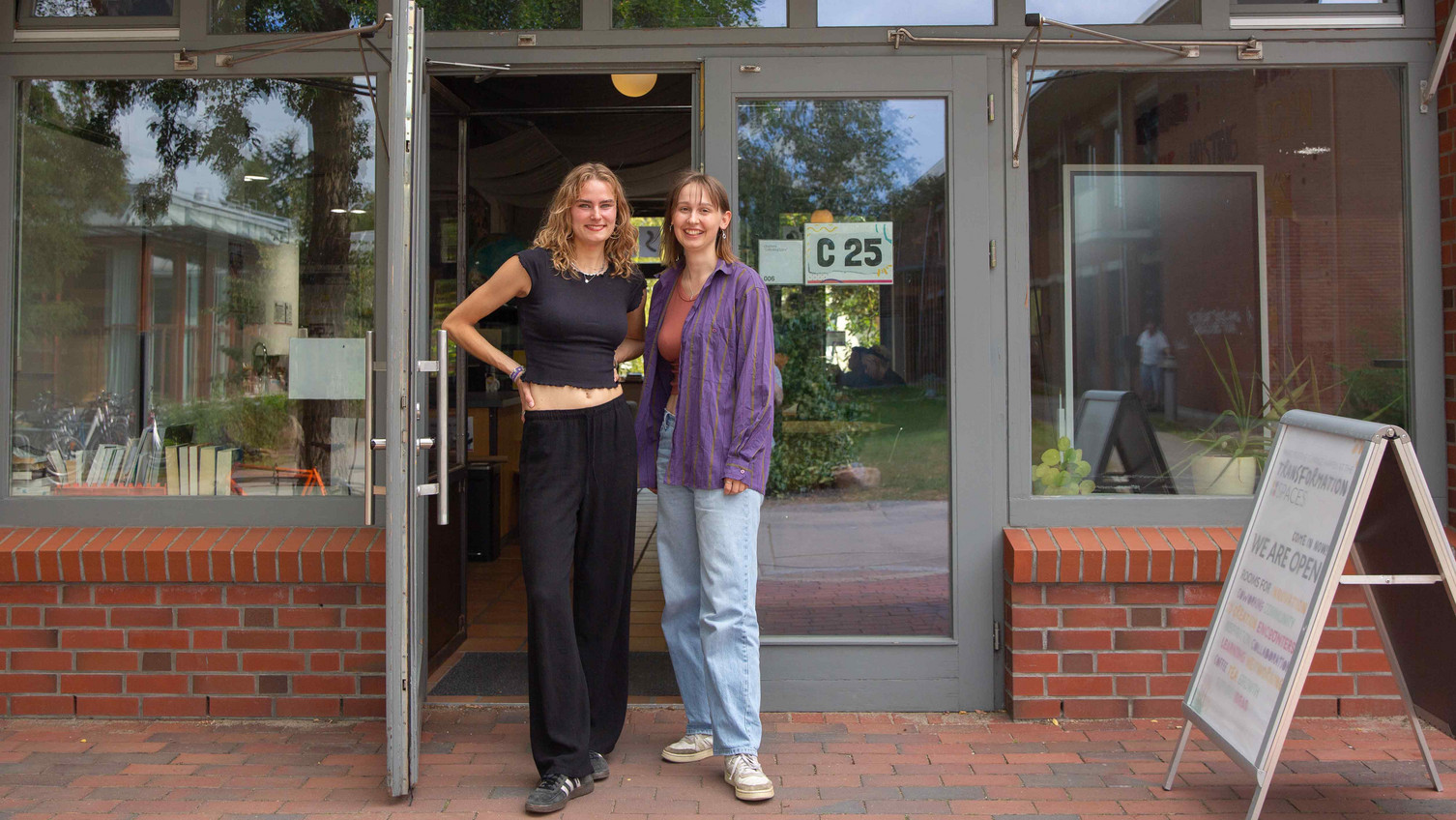 Jana und Luisa vom studentischem Nachhaltigkeitsbüro