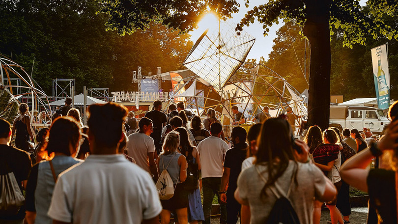 sunset during lunatic Festival