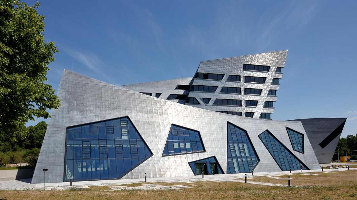 Soziale Berufe: Neuer Brückenkurs zum Studium | Leuphana Universität