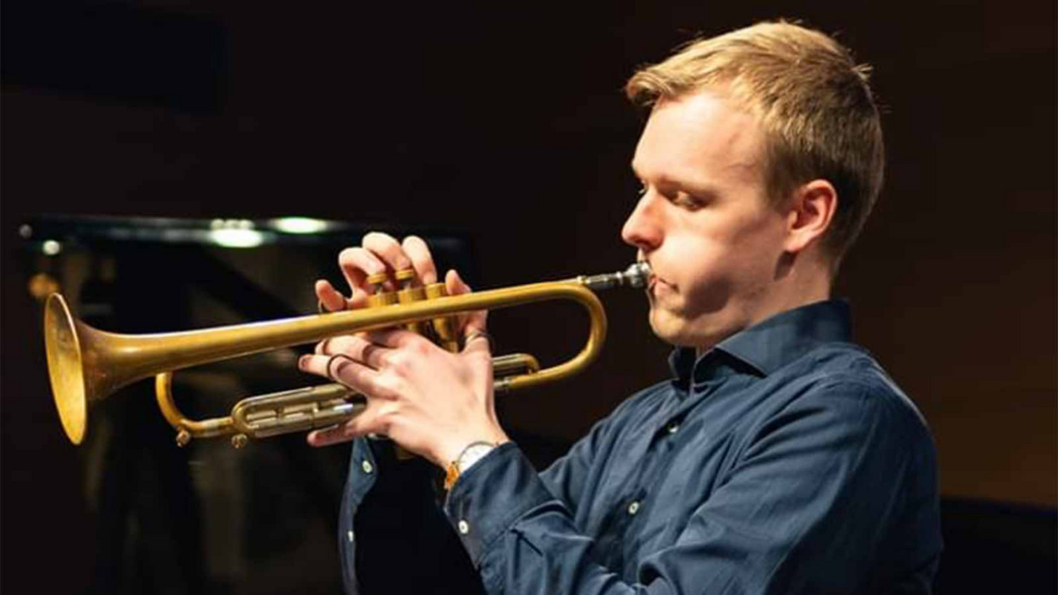 Marvin spielt Trompete