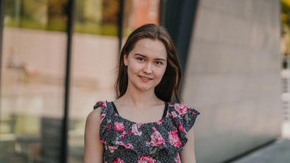 Friederike Baier's experiences. Portrait photo of Friederike Baier, student of the Masters Management & Data Science