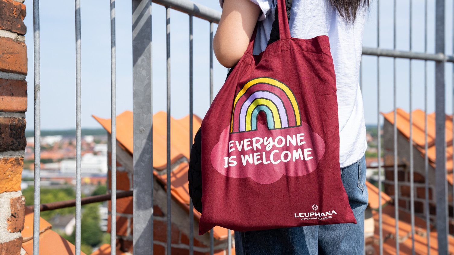 Leuphana Summer School 2024. Täglicher Deutschunterricht und von zwei Studierenden geführte Ausflüge in der Stadt, um Lüneburg besser kennenzulernen.