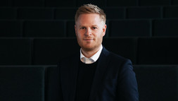 Prof. Holterhus
