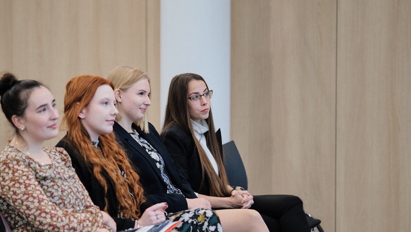 Students at the graduation ceremony in Maastricht.