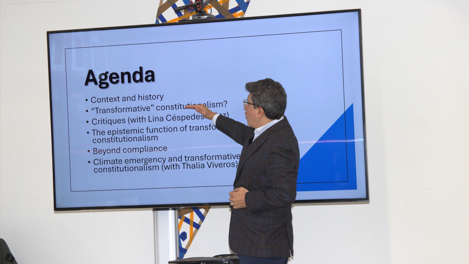 Prof. Dr. René Fernando Urueña Hernández