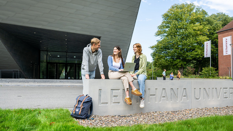 Studierende im Gespräch Master Recht