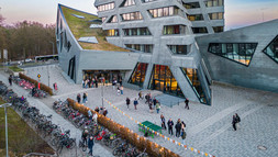 International political science gathers at Leuphana