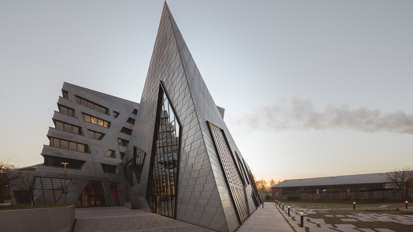 Zentralgebäude der Leuphana