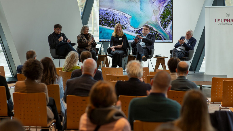 Sven Prien-Ribcke, Prof. Dr. Daniela Jacob, Prof. Dr. Maraja Riechers, Prof. Dr. Nils Ole-Oermann, Prof. Dr. Gerd Michelsen
