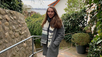Franka Gutzmer's experiences. Portrait photo of Franka Gutzmer, student of the Masters Management & Sustainable Accounting and Finance