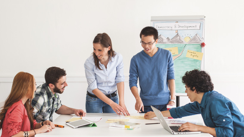 Students of PELP working in a group.