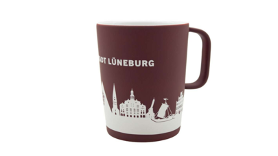 Rote Leuphana Tasse mit Skyline Lüneburgs