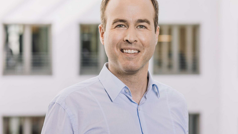 Christian Adler, Absolvent