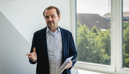 "We build on an established network of behavioural economists and systematically connect the smaller locations," explains Prof. Dr. Mario Mechtel. 
