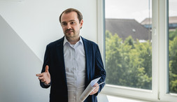 „Wir bauen auf ein etabliertes Netzwerk von Verhaltensökonom*innen und verbinden die kleineren Standorte systematisch“, erklärt Prof. Dr. Mario Mechtel.