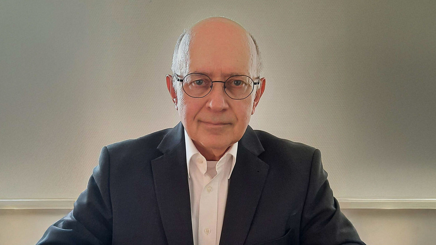 Prof. Dr. Bernhard Hohlbein, Professor of Law at Leuphana Law School