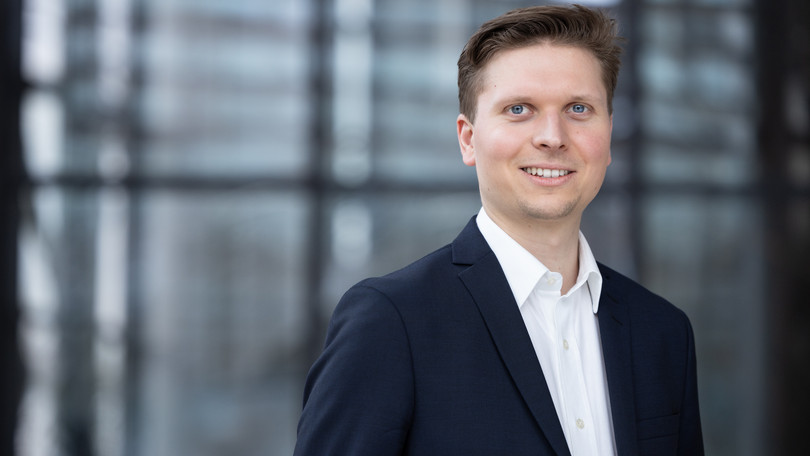 Dr. Sebastian Merkel